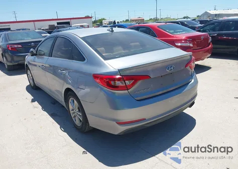 2017 Hyundai Sonata z USA, uszkodzony, nr VIN 5NPE24AF4HH531632